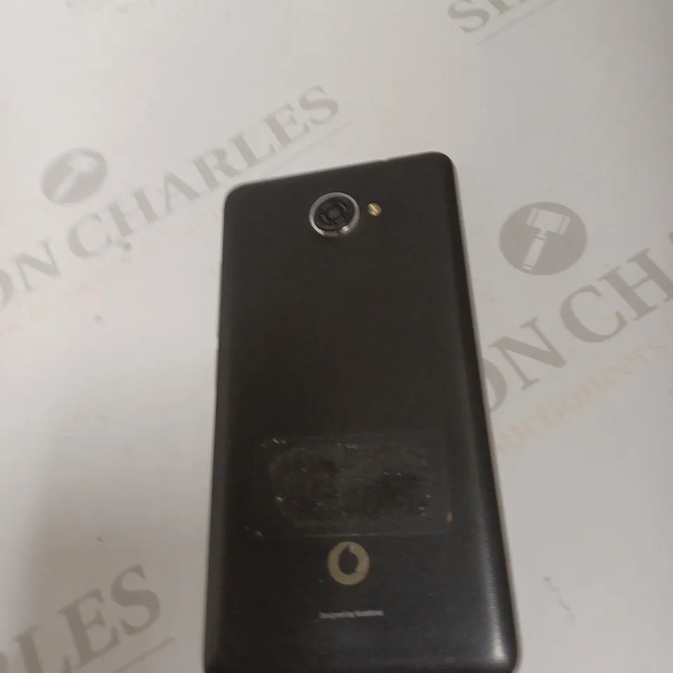 VODAFONE SAMRT PHONE - NO MODEL NUMBER 