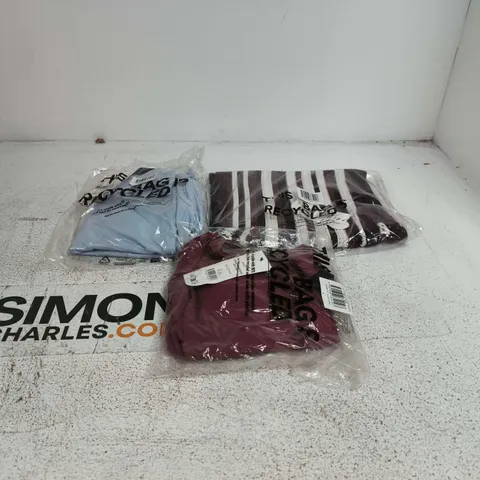 BOX OF APPROXIMATELY 20 ASSORTED CLOTHING ITEMS TO INCLUDE SCOOP RACER BACK TANK, LENNI KNIT MINI SHORT ETC