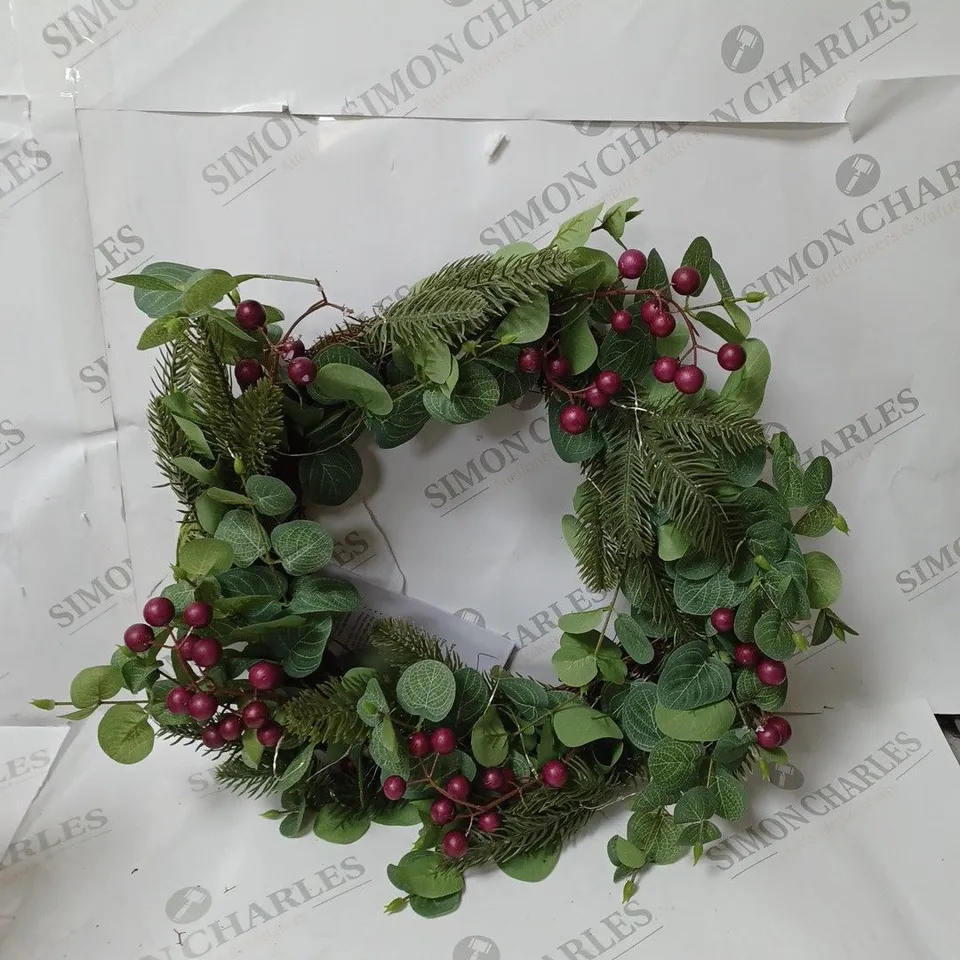 BOXED SARA DAVIES PRE-LIT FAUX EUCALYPTUS & BERRY WREATH