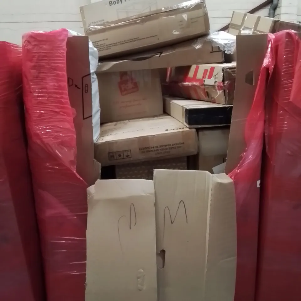 PALLET OF ASSORTED HOUSEHOLD ITEMS AND CONSUMER PRODUCTS TO INCLUDE; BABY STROLLER, BABY PLAYPEN, BASSINET ETC