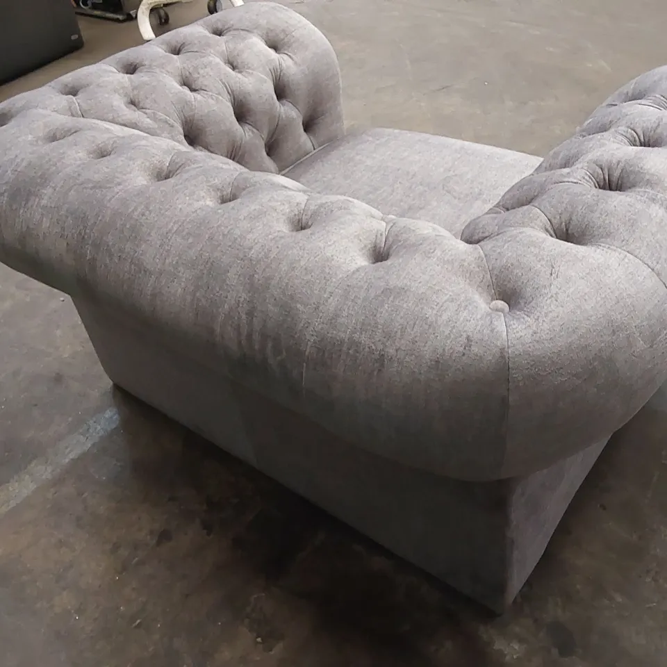 DESIGNER CHESTERFIELD SILVER VELVET ARMCHAIR 