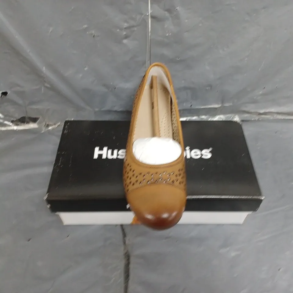 BOXED PAIR OF WOMENS LEAH BALLERINA SHOES SIZE 7