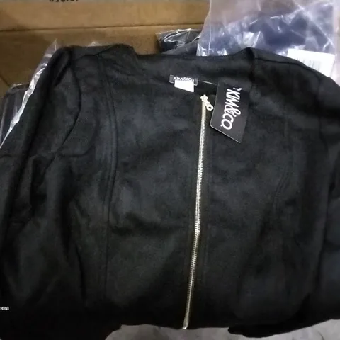 BOX OF APPROXIMATELY 30 ASSORTED BRAND NEW BAGGED KIM AND CO BLACK ZIP UP JACKETS VARIOUS SIZES