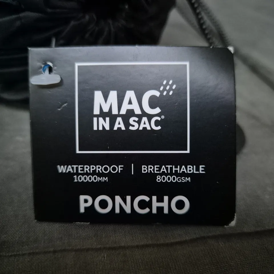 MAC IN A SAC MIAS PONCHO SS23 – BLACK, ONE SIZE