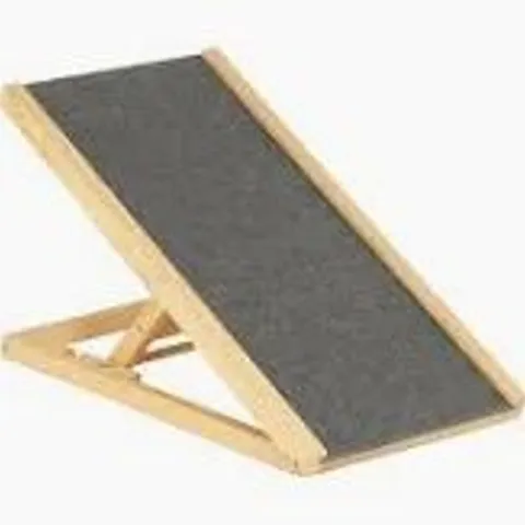 BOXED DOG RAMP ADJUSTABLE HEIGHTS