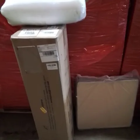 PALLET OF ASSORTED HOUSEHOLD GOODS AND PRODUCTS TO INCLUDE;PLAYPEN,CUSHION,PILLOW 