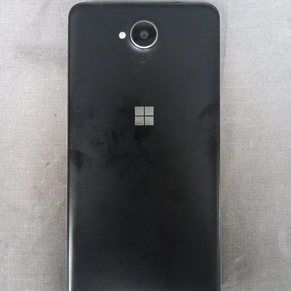 MICROSOFT LUMIA 650 MOBILE PHONE IN BLACK 