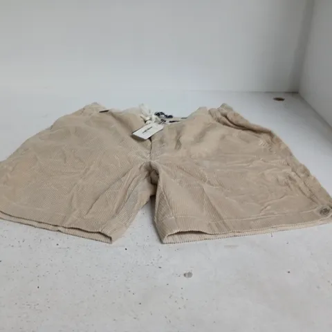 MR MARVIS BEIGE CORDUROY SHORTS – SIZE W36 XL