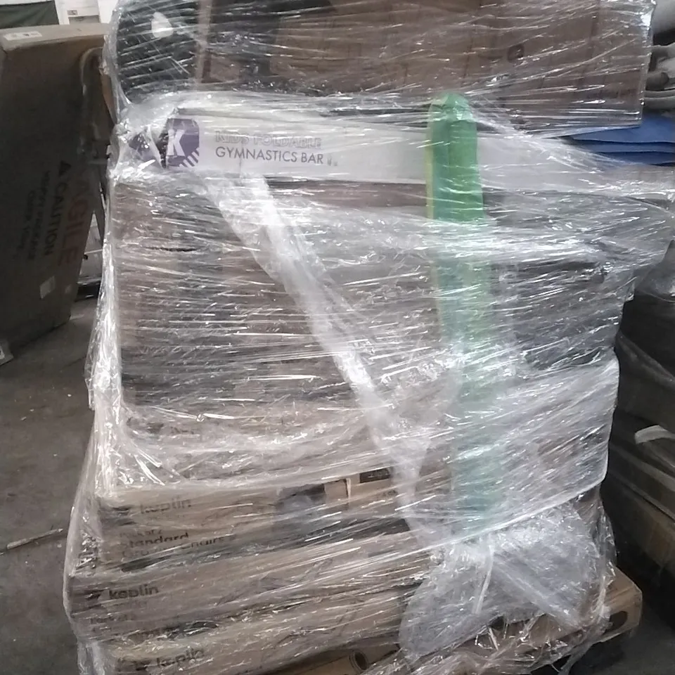 A PALLET CONTAINING A LARGE QUANTITY OF ASSORTED HOUSEHOLD GOODS WHICH INCLUDE; PARASOL BASES, PACK OF 2 GARDEN CHAIRS, SOFT PLAY PEN, KIDS GYMNASTICS BAR, SUITCASES ETC