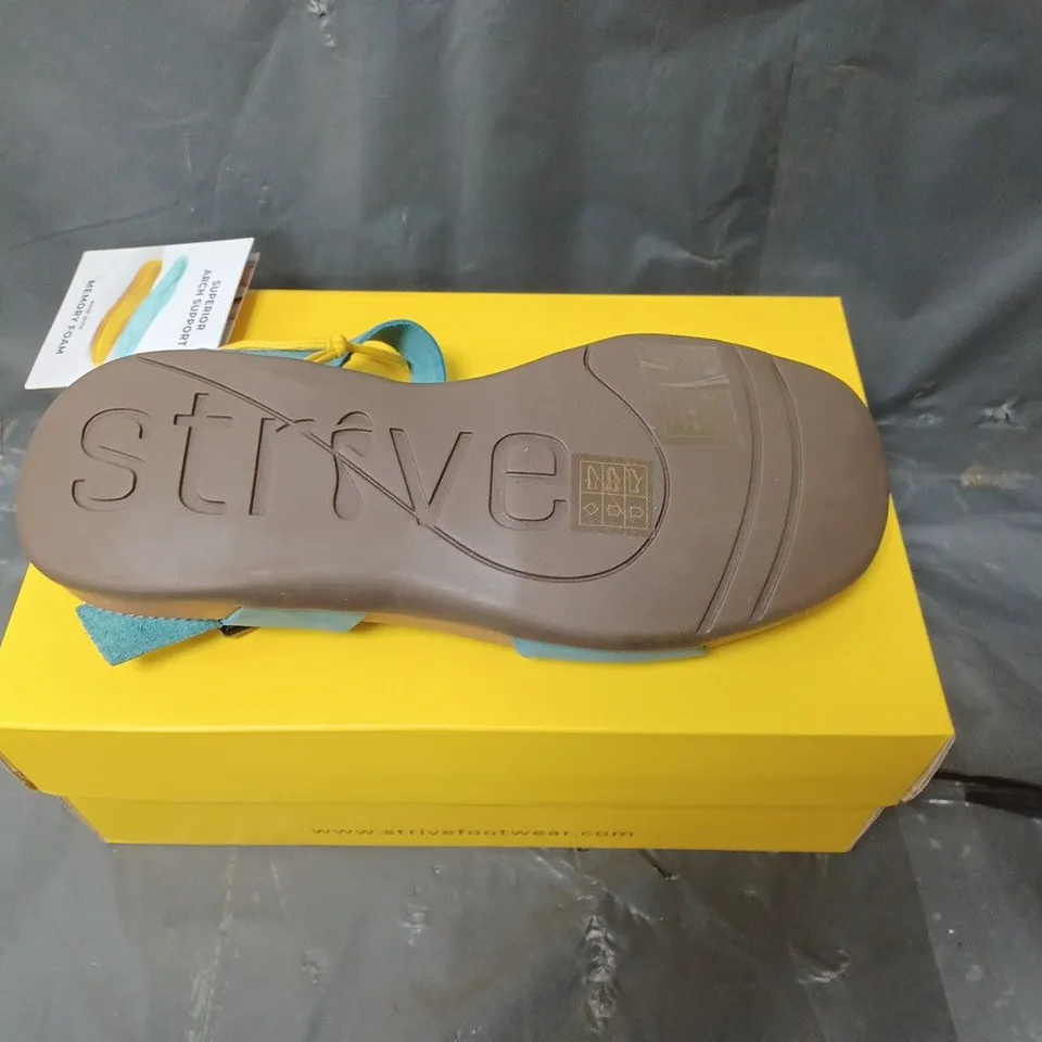 STRIVE LADIES SANDALS TEAL SIZE 6