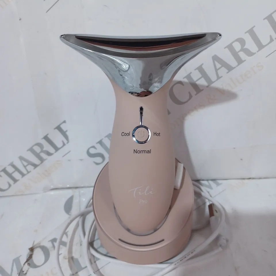 TILI PRO LED ANTI-AGEING HOT & COLD FACIAL TONING DEVICE