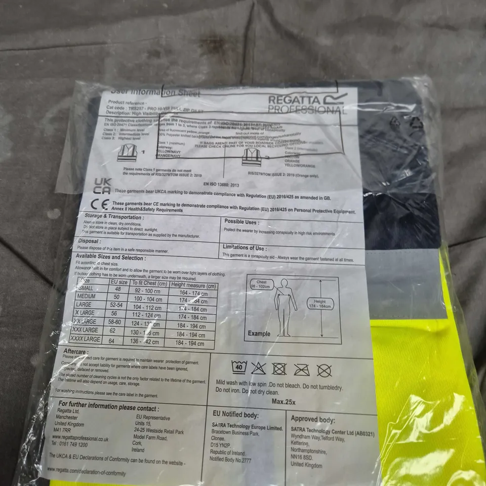 REGATTA PROFESSIONAL HI-VIS FULL ZIP GILET – NEON YELLOW SIZE M