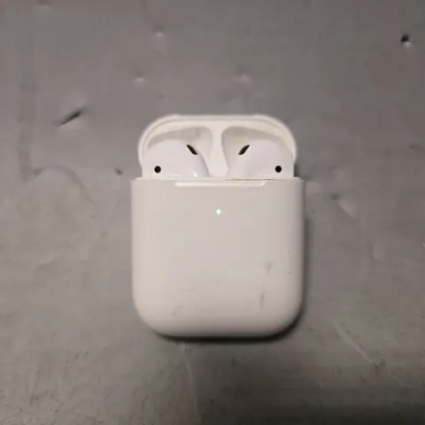 APPLE AIRPODS WITH CHARGING CASE - A1938