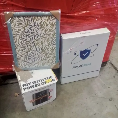 PALLET OF ASSORTED HOUSEHOLD GOODS AND PRODUCTS TO INCLUDE;AIR FRYER,SERVING TRAYS,TOILET SEAT 