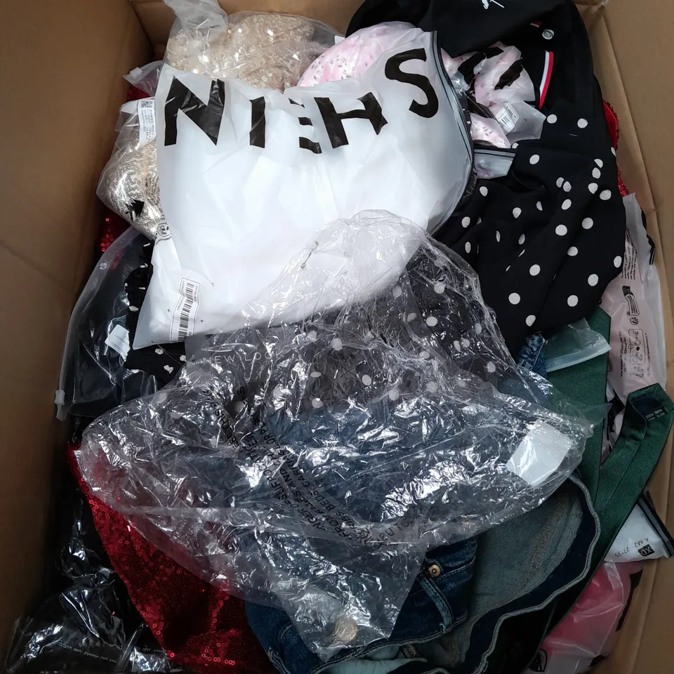 LARGE QAUNTIITY OF ASSORTED CLOTHES IN VARIOUS COLORS AND SIZES TO INCUDED DRESSES, T-SHIRTS , TROUSERS AND KIDS CLOTHING