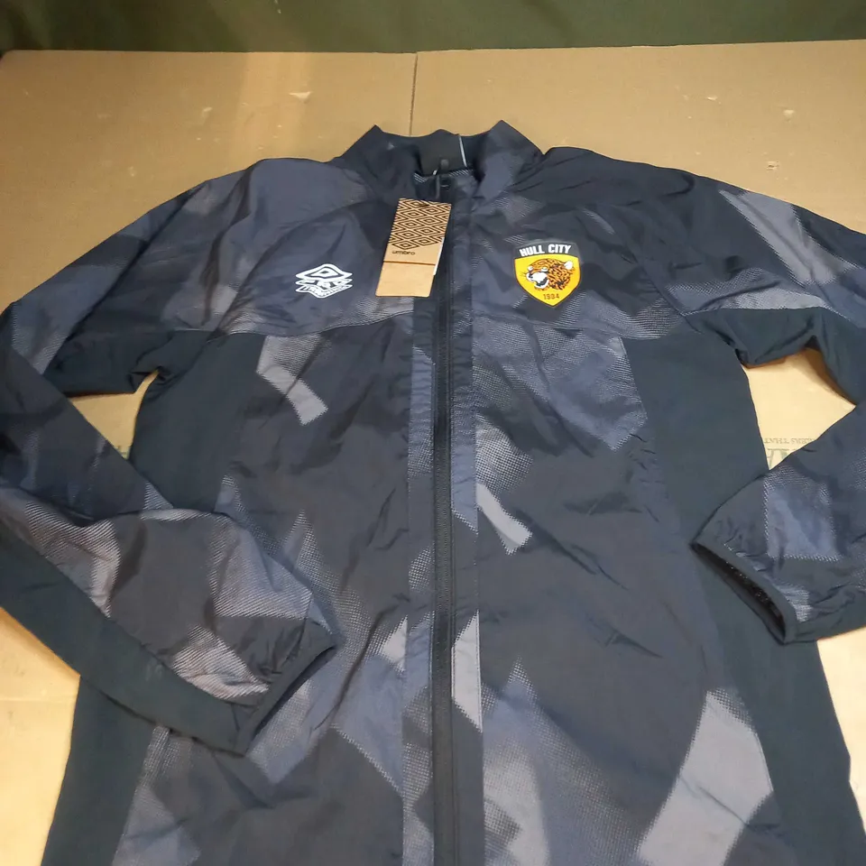 HULL CITY FC ZIPPED JACKET SIZE S