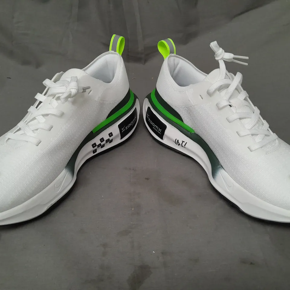 BOXED PAIR OF NIKE ZOOMX INVINCIBLE RUN FK 3 SHOES IN WHITE/GREEN UK SIZE 9