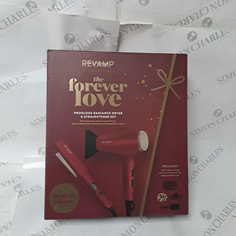 BOXED REVAMP PROGLOSS THE FOREVER LOVE GIFT SET 