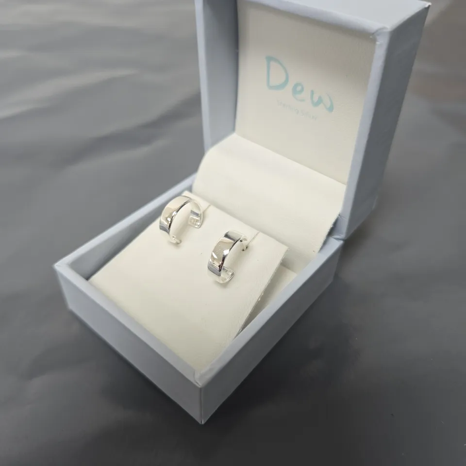 DEW STERLING SILVER HOOP EARRINGS 