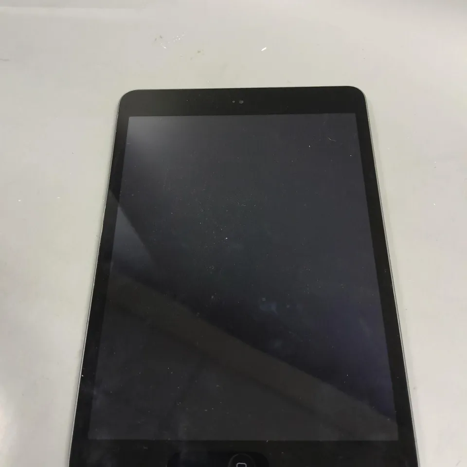 APPLE IPAD MINI 2 TABLET 