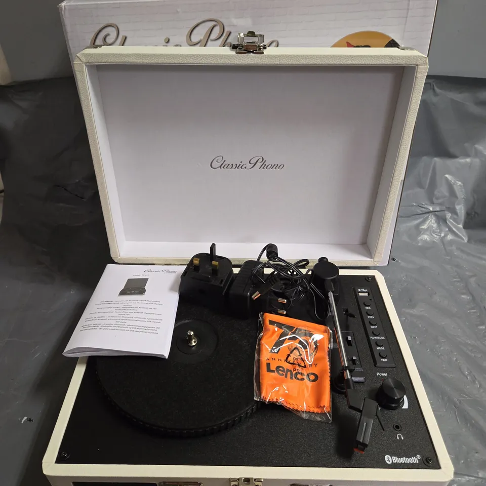 LENCO CLASSIC PHONO TURNTABLE WITH BLUETOOTH RECEPTION AND BUILT-IN SPEAKERS
