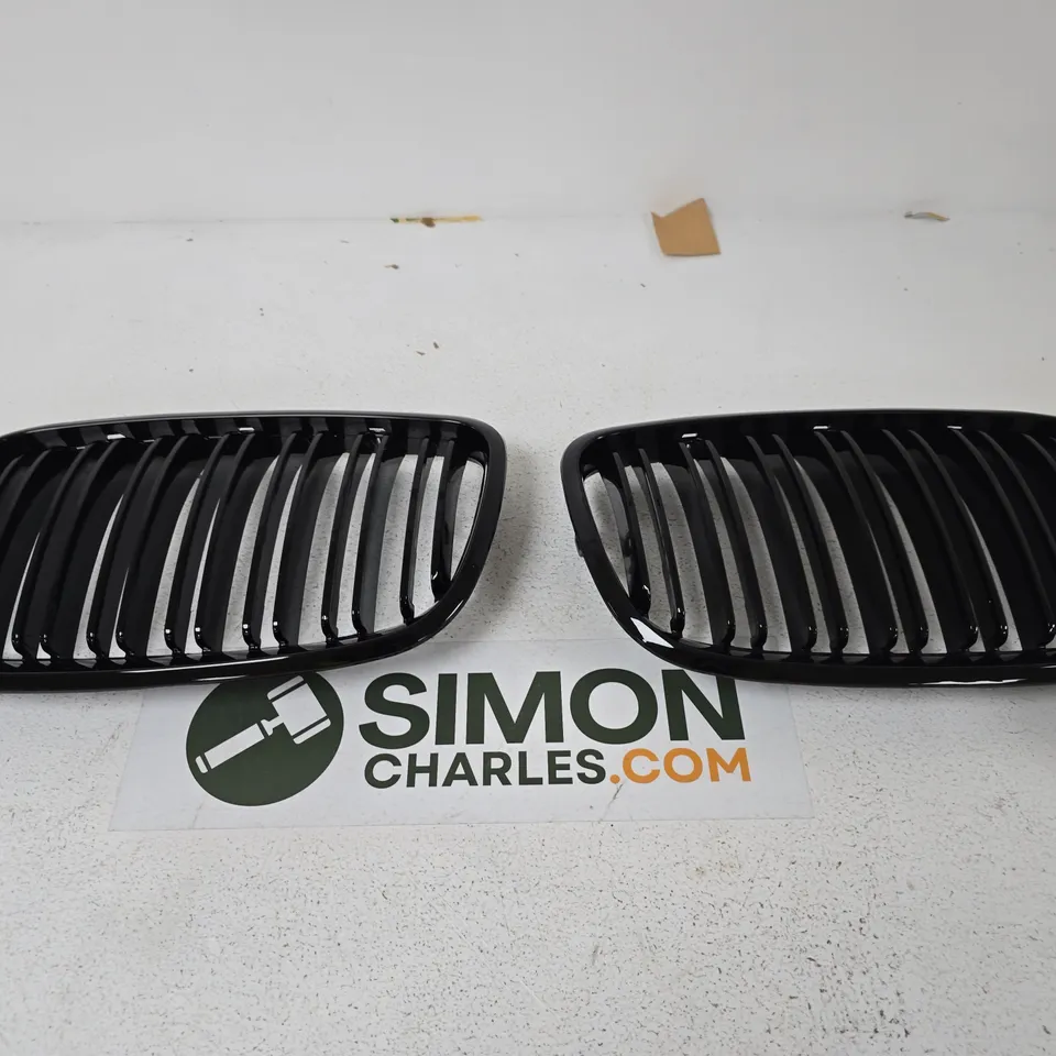 BMW GRILLE PIECES