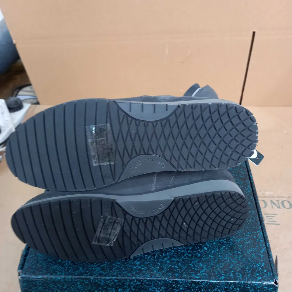 EMU AUSTRALIA EKOL BOOTS - DARK GREY - UK 7
