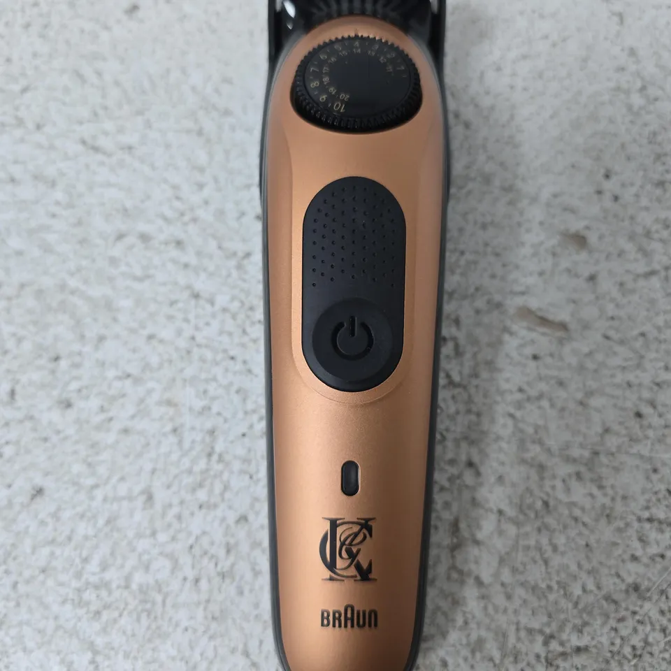 KING C. GILLETTE BOXED GROOMING KIT + BRAUN BEARD TRIMMER
