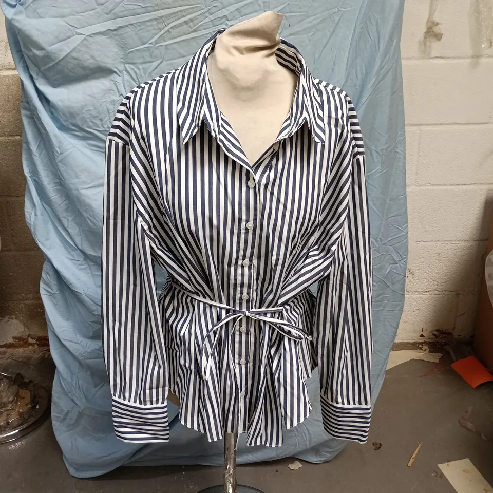 WOMEN'S FRIENDS LIKE THESE NAVY & WHITE STRIPE SHIRT WITH BELT – UK 16 (US 12, EU 44)
