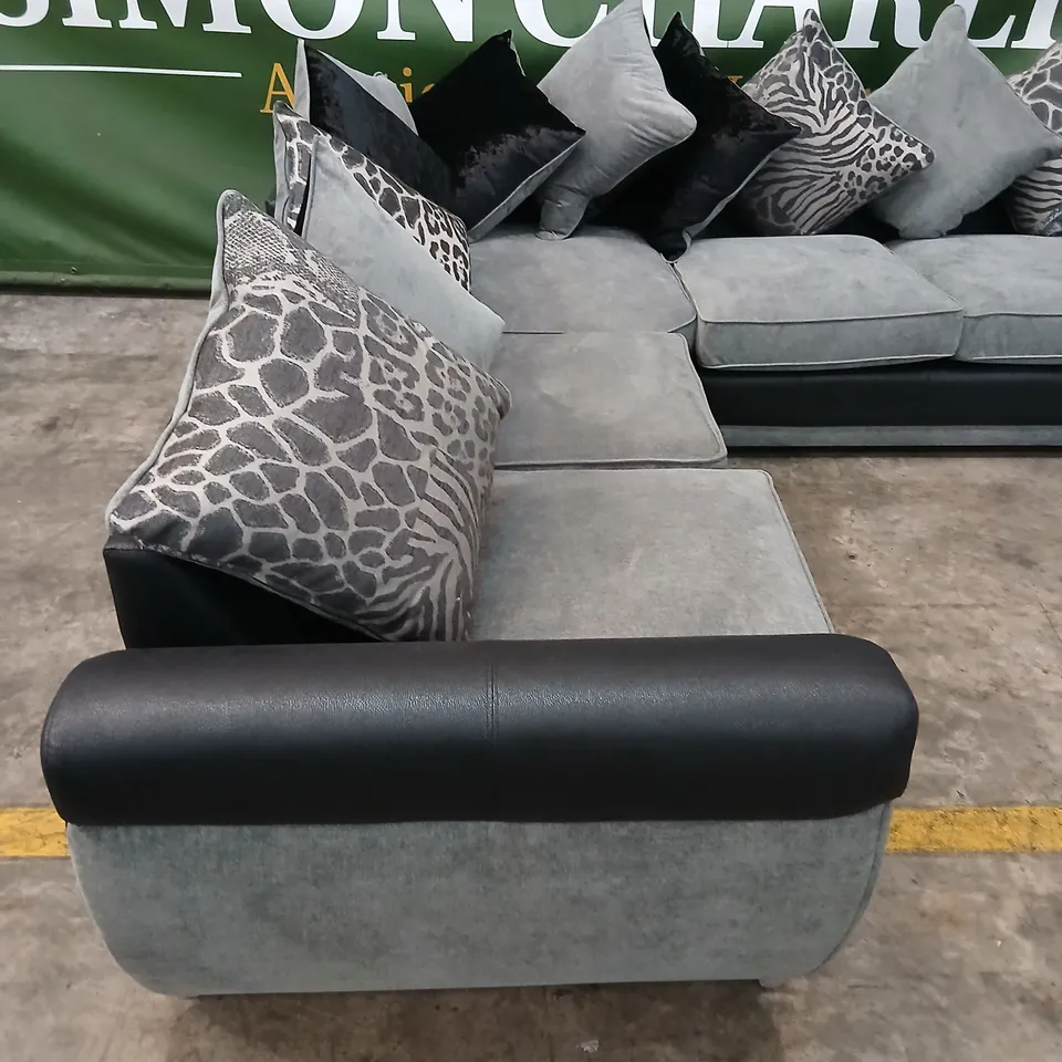 L-SHAPED GREY UPHOLSTERED CORNER SOFA WITH BLACK ARMRESTS