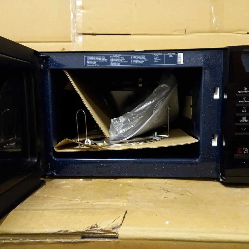SAMSUNG MICROWAVE OVEN, 23 LITRE, BLACK WITH CERAMIC LINING