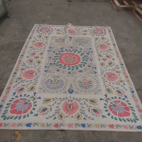QUALITY DESIGNER AREA RUG - APPROXIMATELY 225 x 160cm