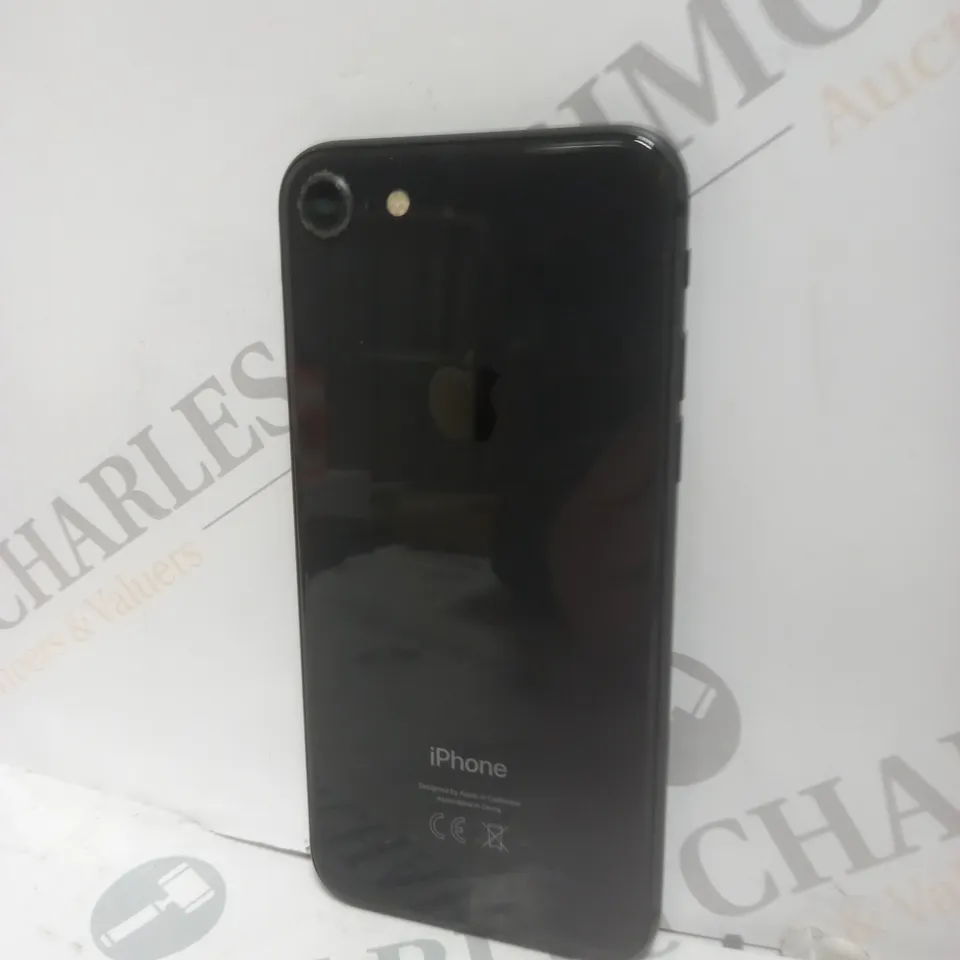 APPLE IPHONE XS SMARTPHONE IN BLACK