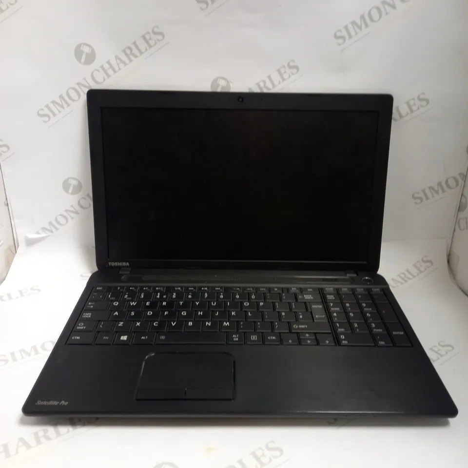 TOSHIBA SATELLITE PRO C50-A-1E2 LAPTOP 