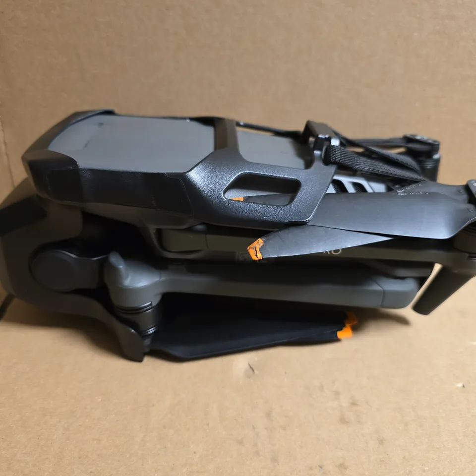 DJI MAVIC 3 PRO FLY MORE COMBO (DJI RC) DRONE