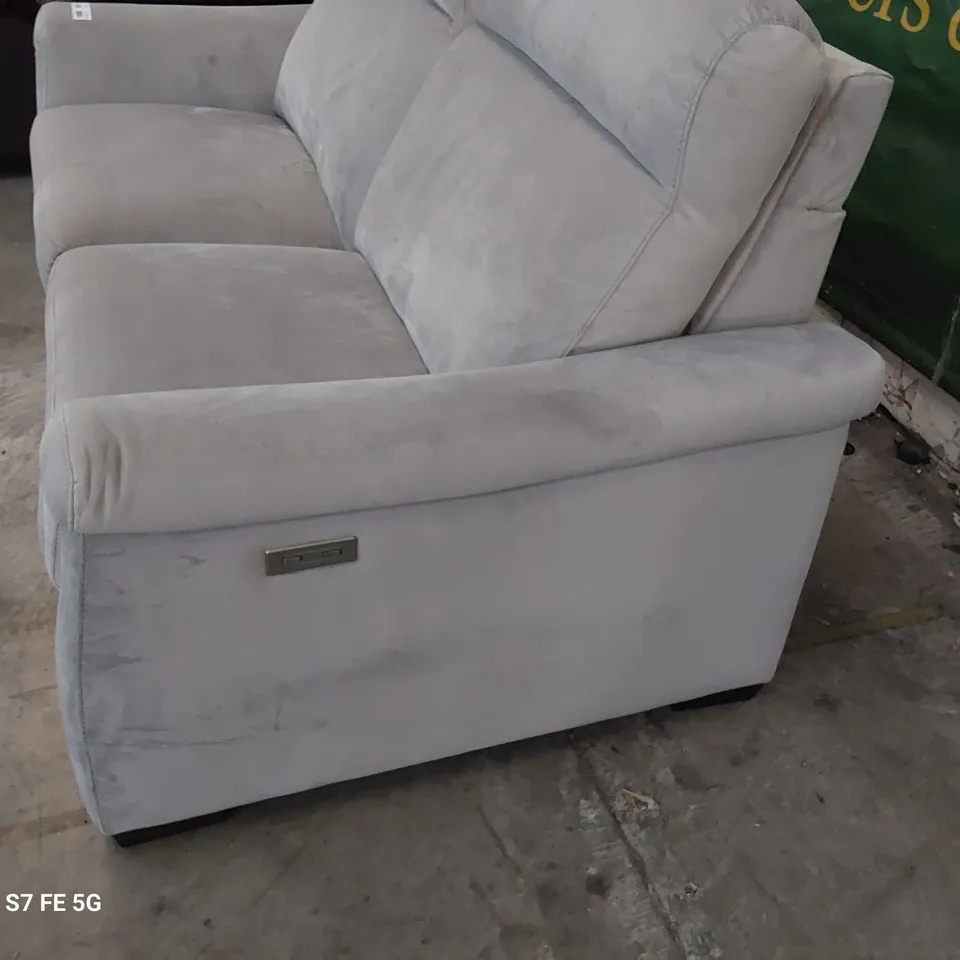 QUALITY ITALIAN DESIGNER ADRIANO POWER RECLINING TWO SEATER SOFA LIGHT GREY FABRIC 