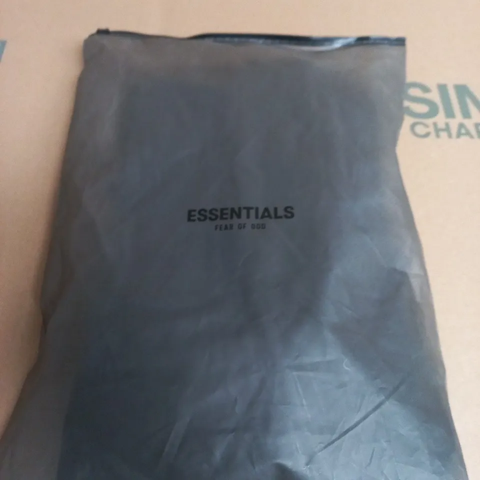 ESSENTIALS BLACK CUFFED JOGGERS SIZE M
