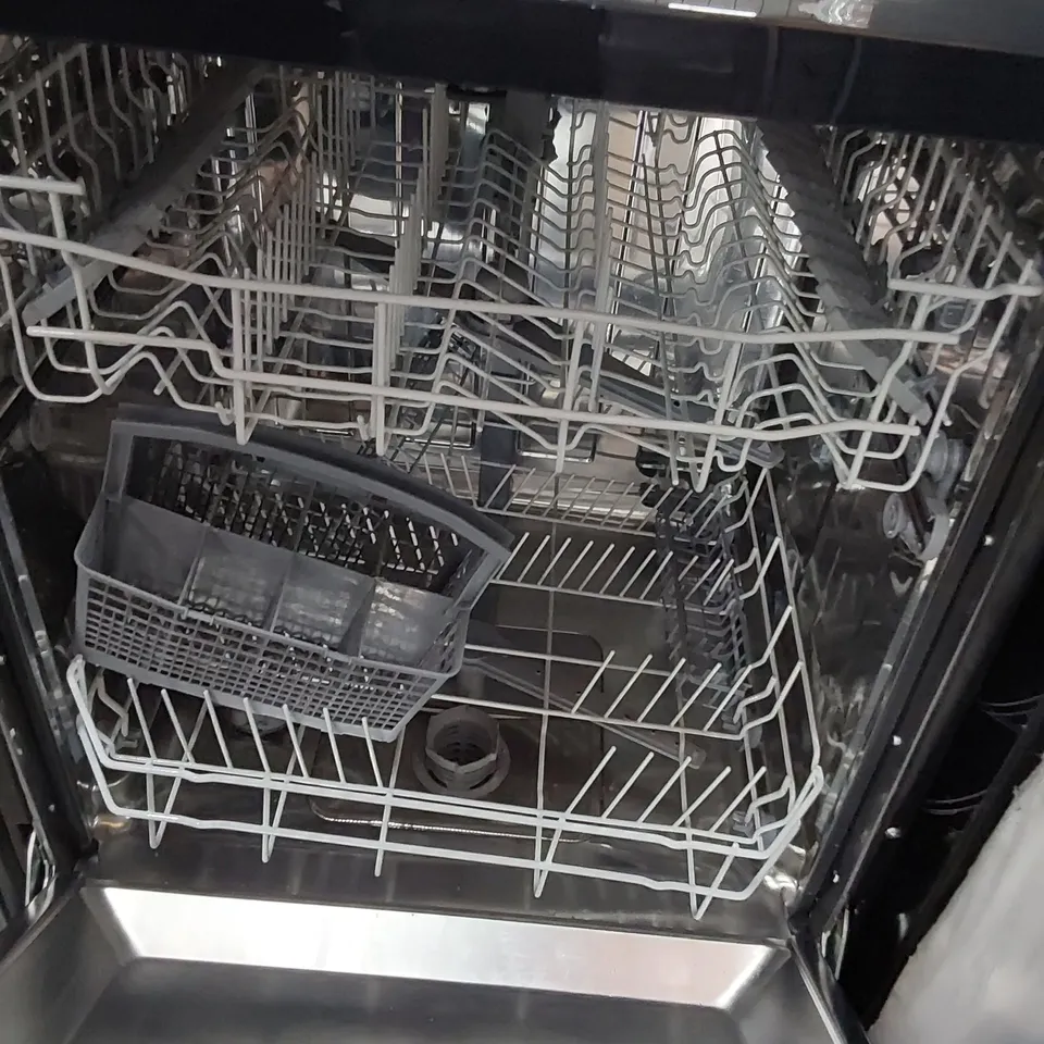 SWAN BLACK FREESTANDING FULL SIZE DISHWASHER 