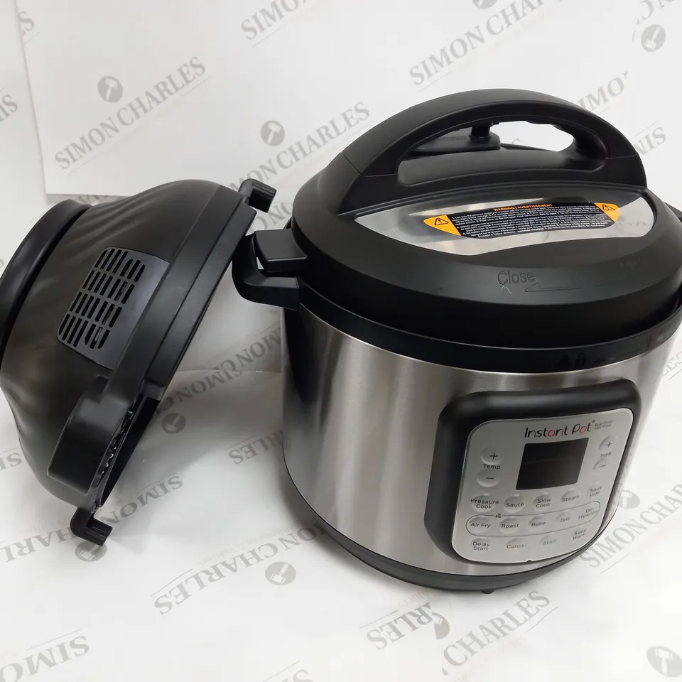 BOXED INSTANT POT PRO CRISP + AIR FRYER