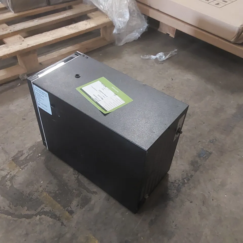 VITRIFRIGO COMMERCIAL COFFEE MACHINE FRIDGE