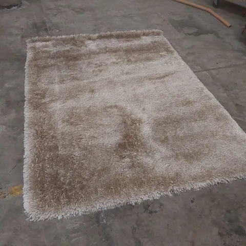 QUALITY DESIGNER AREA RUG - APPROXIMATELY 225 x 160cm