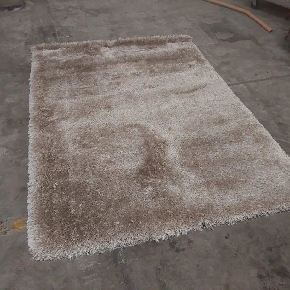 QUALITY DESIGNER AREA RUG - APPROXIMATELY 225 x 160cm