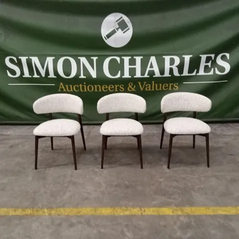 SET OF 3 QUALITY DESIGNER BOUCLE FABRIC AND DARK WOOD DINING CHAIRS