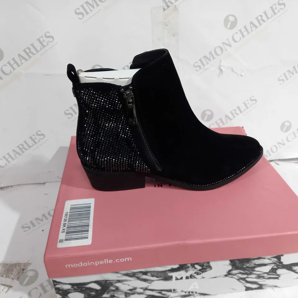 MODA IN PELLE KATREENA CRYSTAL ANKLE BOOTS, BLACK - SIZE 6