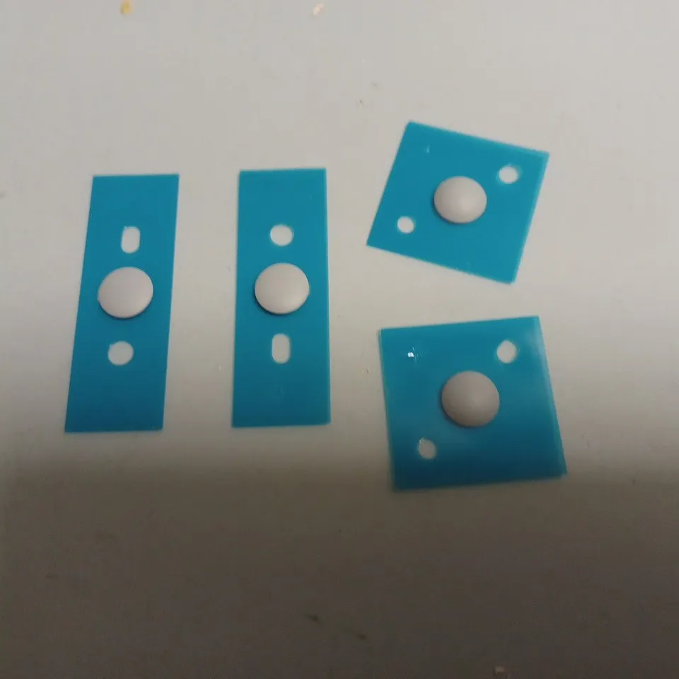 APPROXIMATELY 70 SETS OF LAPTOP FEET