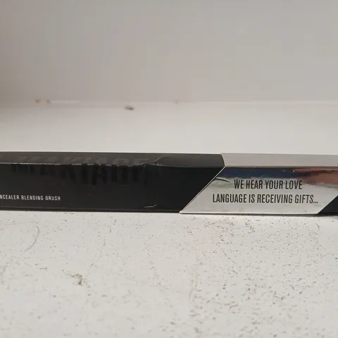 IL MAKIAGE CONCEALER BLENDING BRUSH