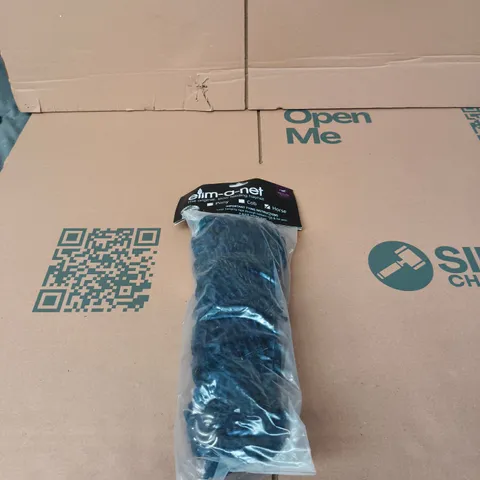 KM ELITE SLOW FEEDING HAYNET FOR HORSES BLUE