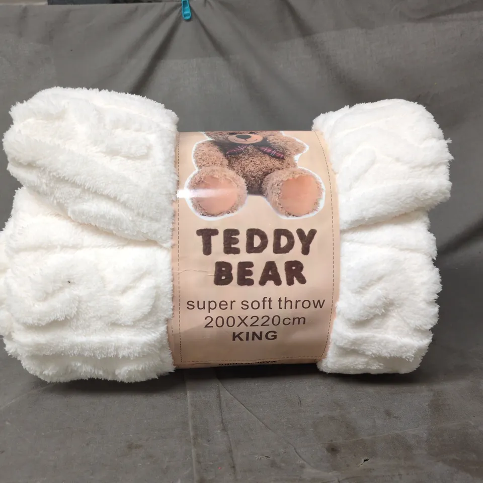 COTTON KING TEDDY BEAR SUPER SOFT THROW - KING SIZE (200 X 220CM)