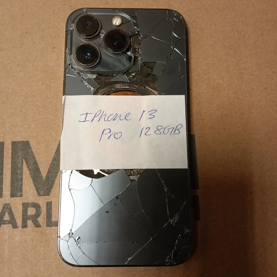 APPLE IPHONE 13 PRO 128GB – BLACK (DAMAGED SCREEN)