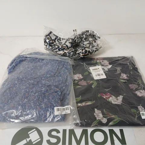 LARGE BOX OF WOMENS CLOTHING ITEMS IN VARIOUS STYLES , COLORS AND SIZES